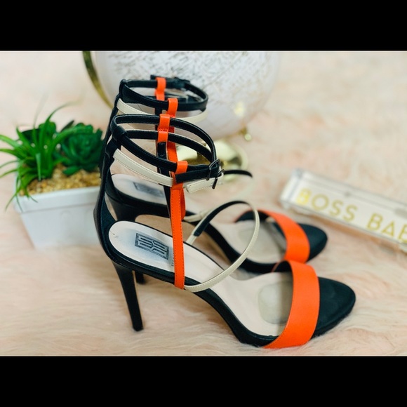 Black & Orange Sandals 👡 - Picture 4 of 9